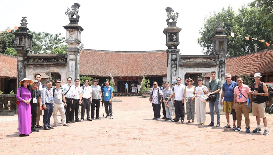 tapchihuongviet.eu 2025 08 29 um 17.57.00