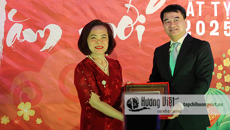 tapchihuongviet freising25 1