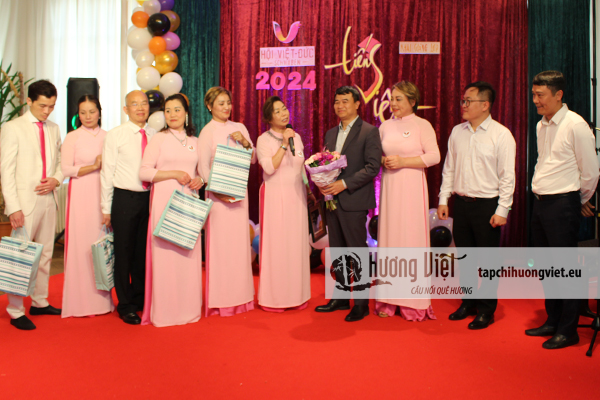 tapchihuongviet loptiengviet 001