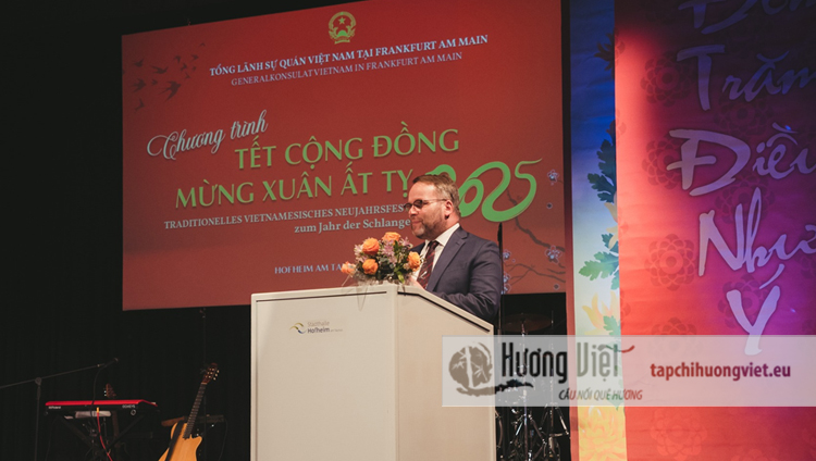 tapchihuongviet tet2025tlsq 001