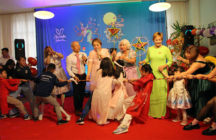 tapchihuongviet vd1