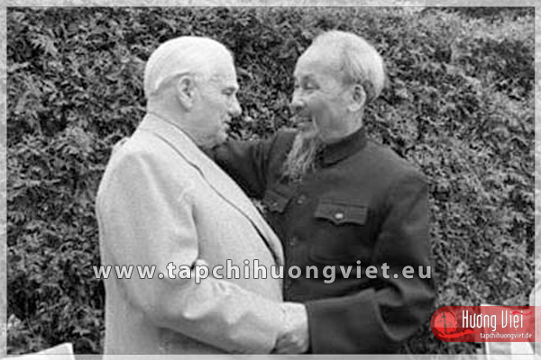 tapchihuongviet_hcm_000