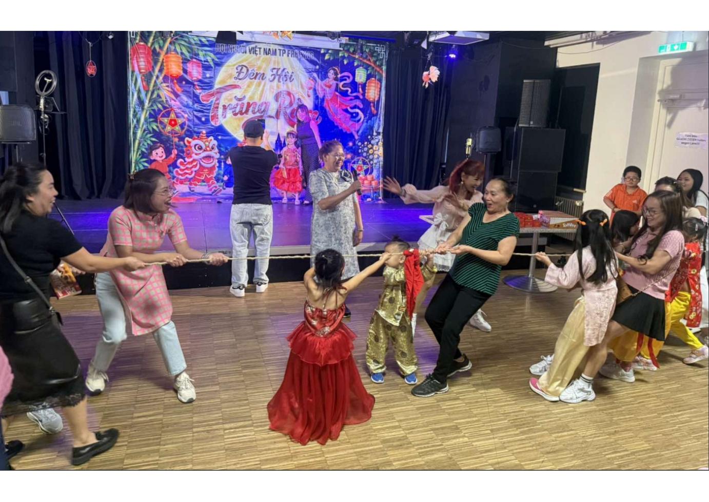 tapchihuongviet trungthu freising1 1