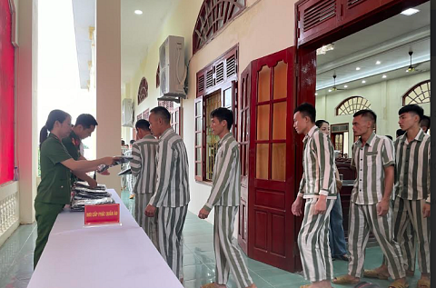 tapchihuongviet.eu 2025 09 01 um 15.51.48