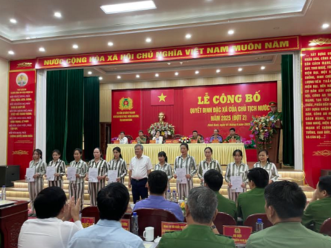 tapchihuongviet.eu 2025 09 01 um 15.52.06