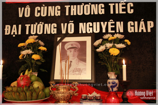 Lễ viếng Đại Tướng Võ Nguyên Giáp tại Đại sứ Quán Việt Nam tại CHLB Đức